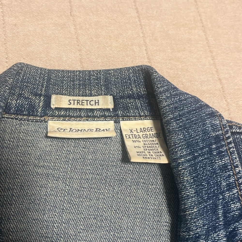 Jean jacket - Picture 5 of 6